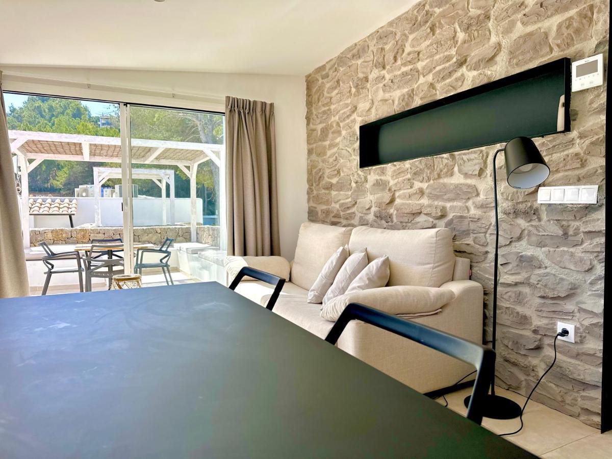 Cala Vadella Beachwalk Suites ภายนอก รูปภาพ